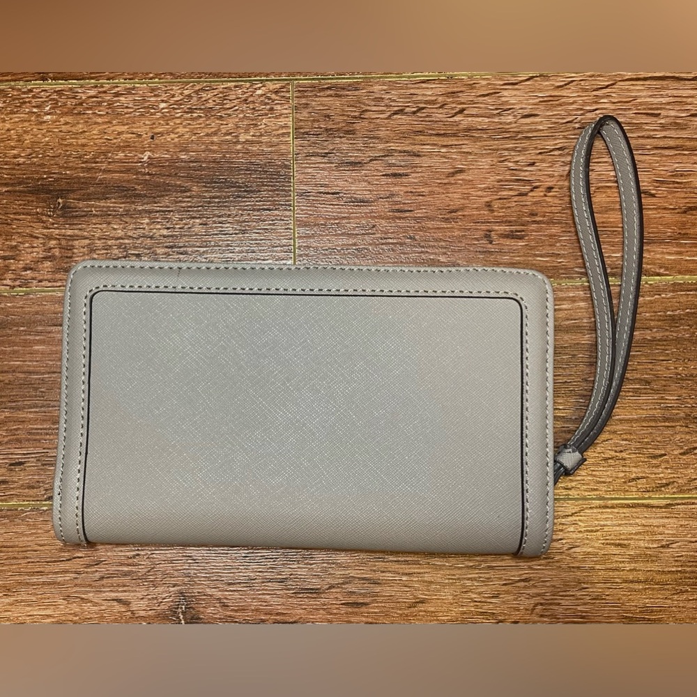 Wallet - Picture 2 of 3